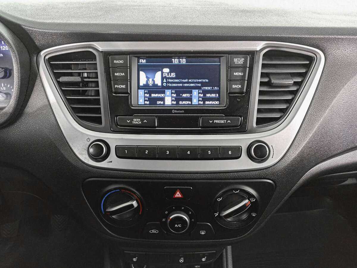 Купить Hyundai Solaris с пробегом. Фото: #12