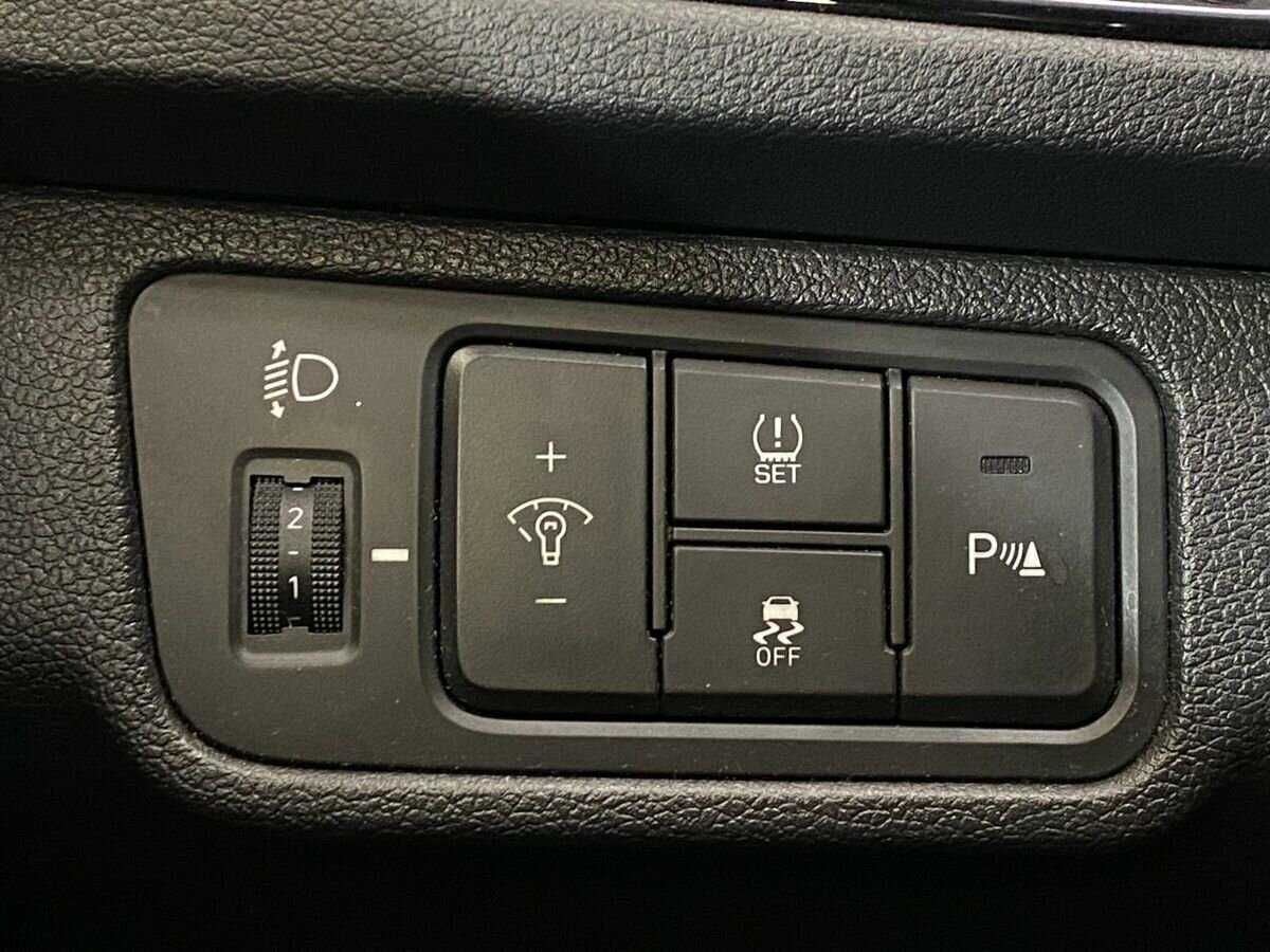 Купить Hyundai Solaris с пробегом. Фото: #16