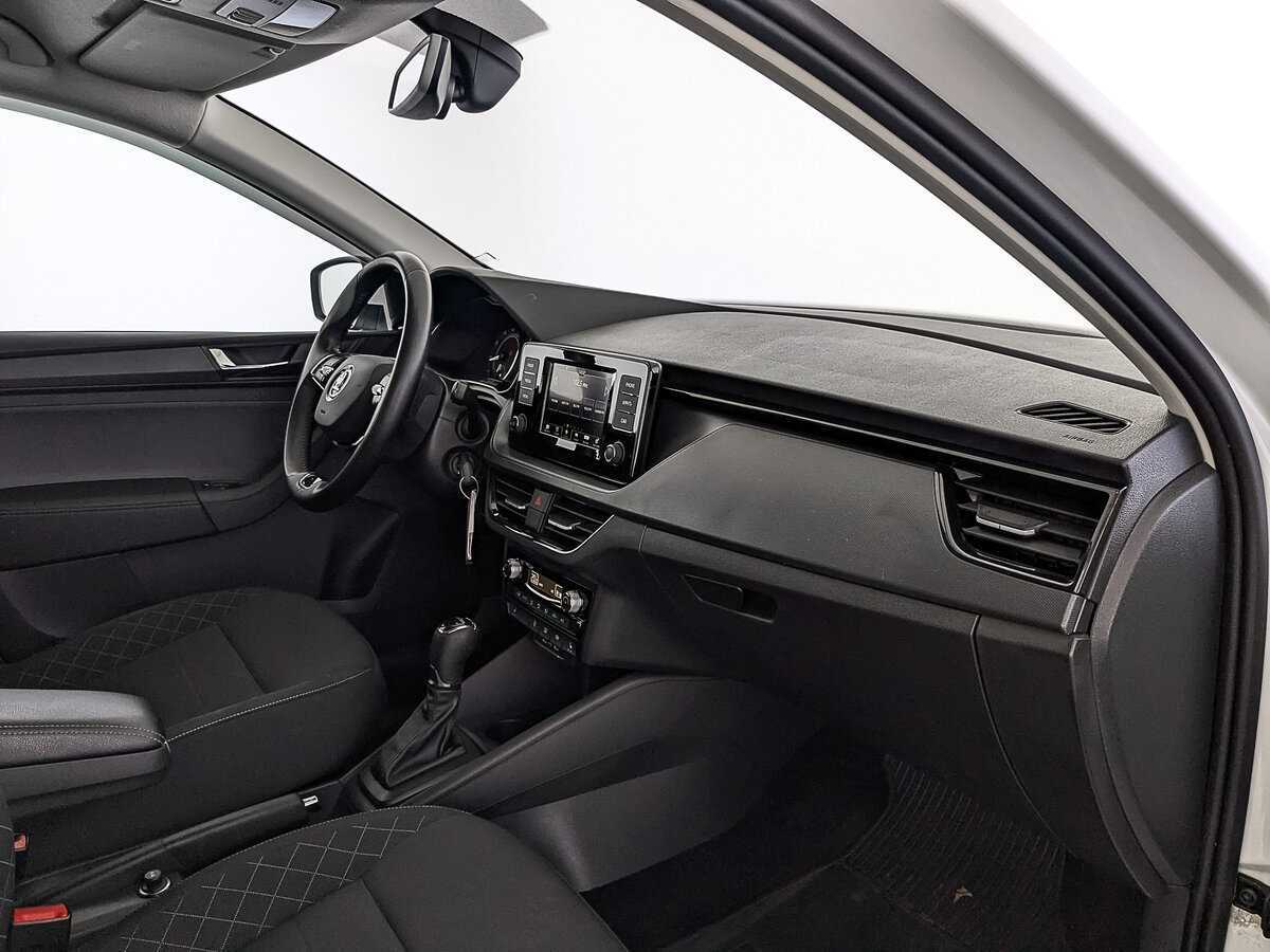 Купить Skoda Rapid с пробегом. Фото: #12