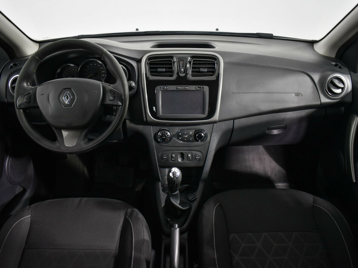 Купить Renault Sandero с пробегом. Фото: #12