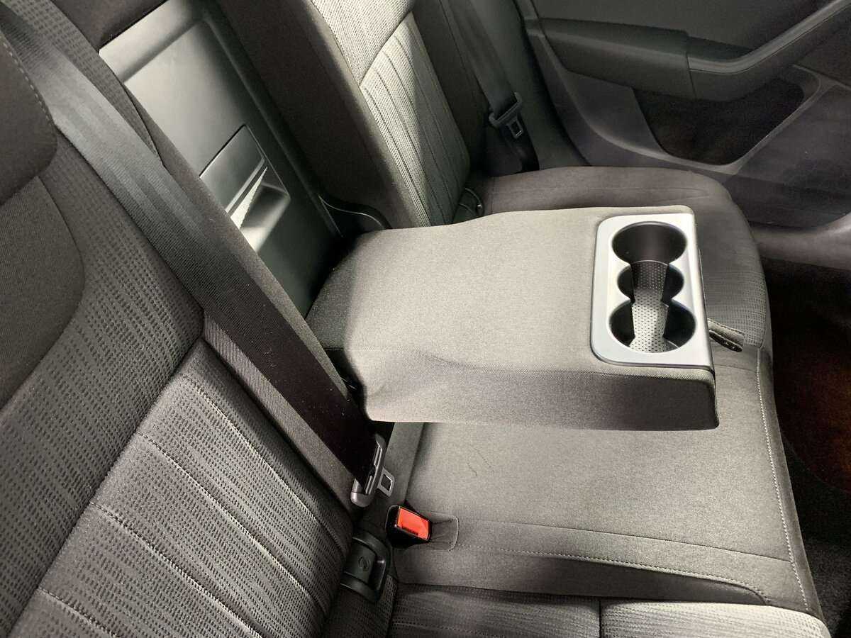 Купить Skoda Octavia с пробегом. Фото: #15