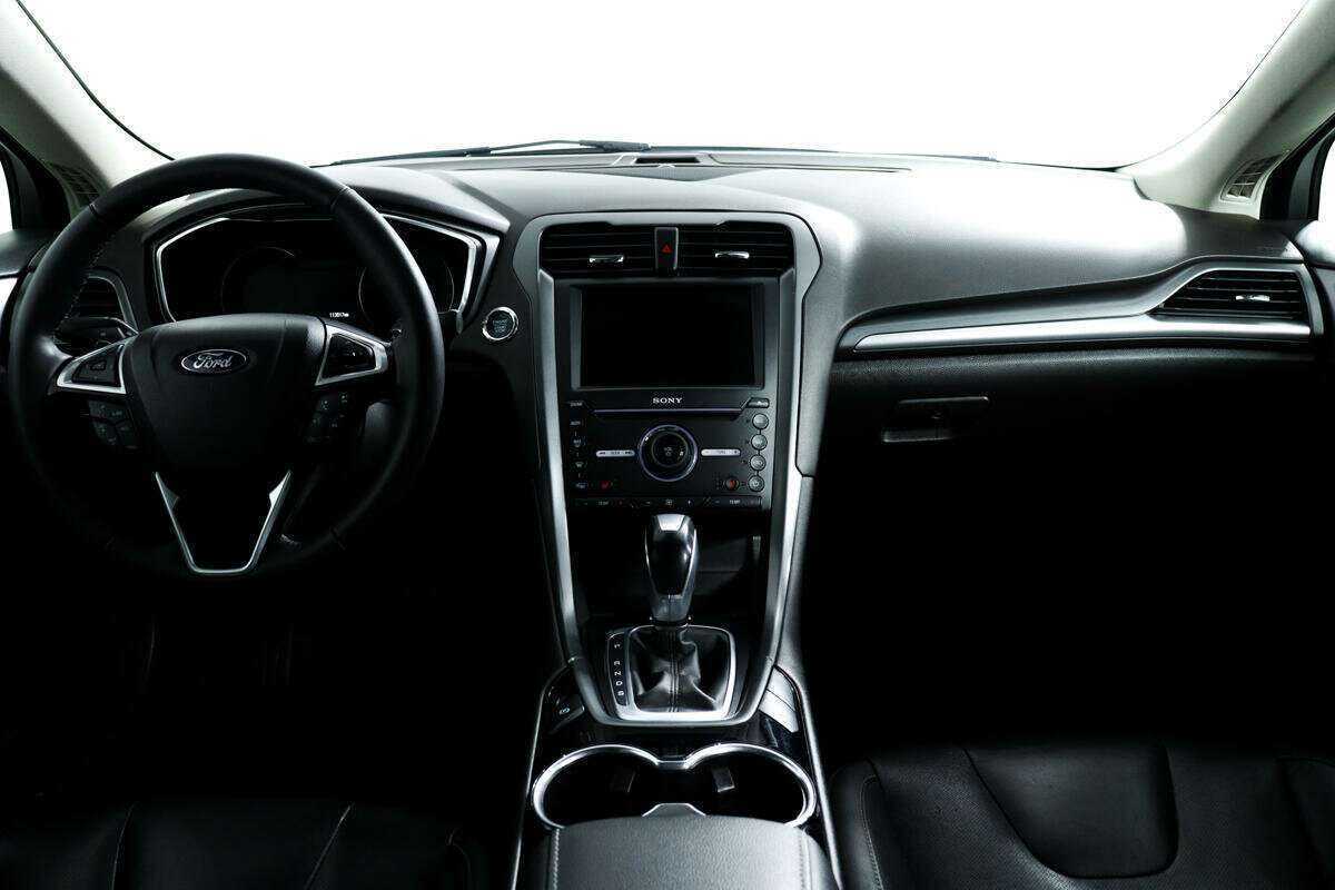 Купить Ford Mondeo с пробегом. Фото: #10