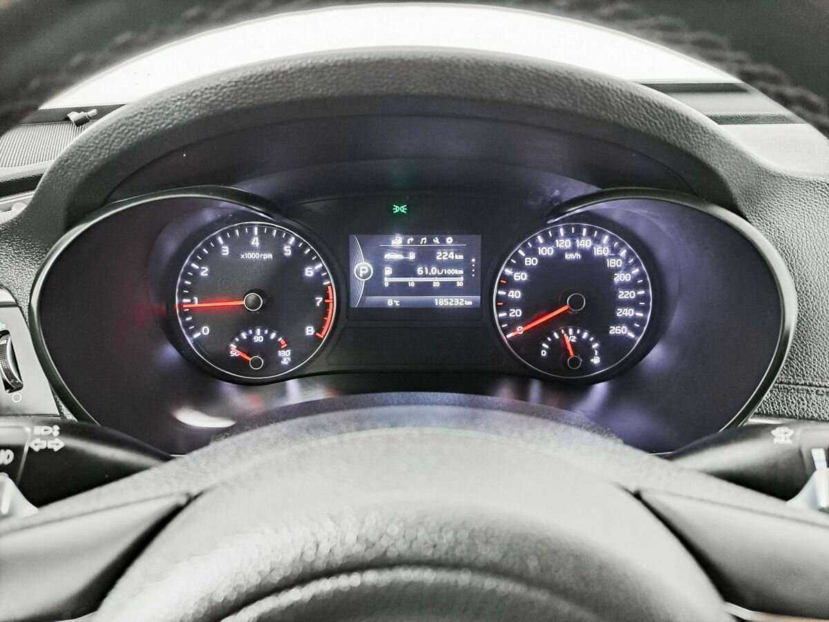 Купить Kia Optima с пробегом. Фото: #8