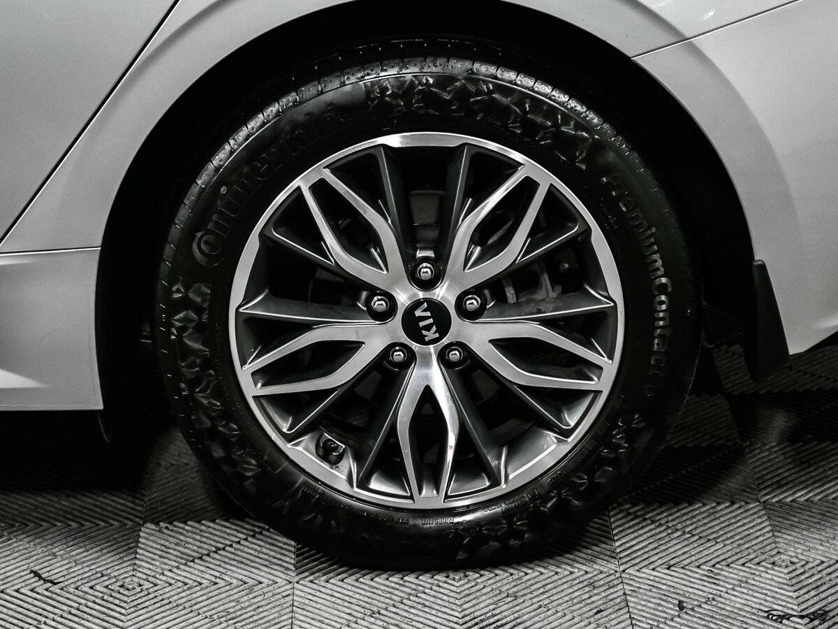 Купить Kia K5 с пробегом. Фото: #13