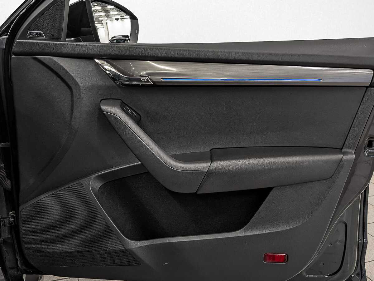 Купить Skoda Octavia с пробегом. Фото: #24