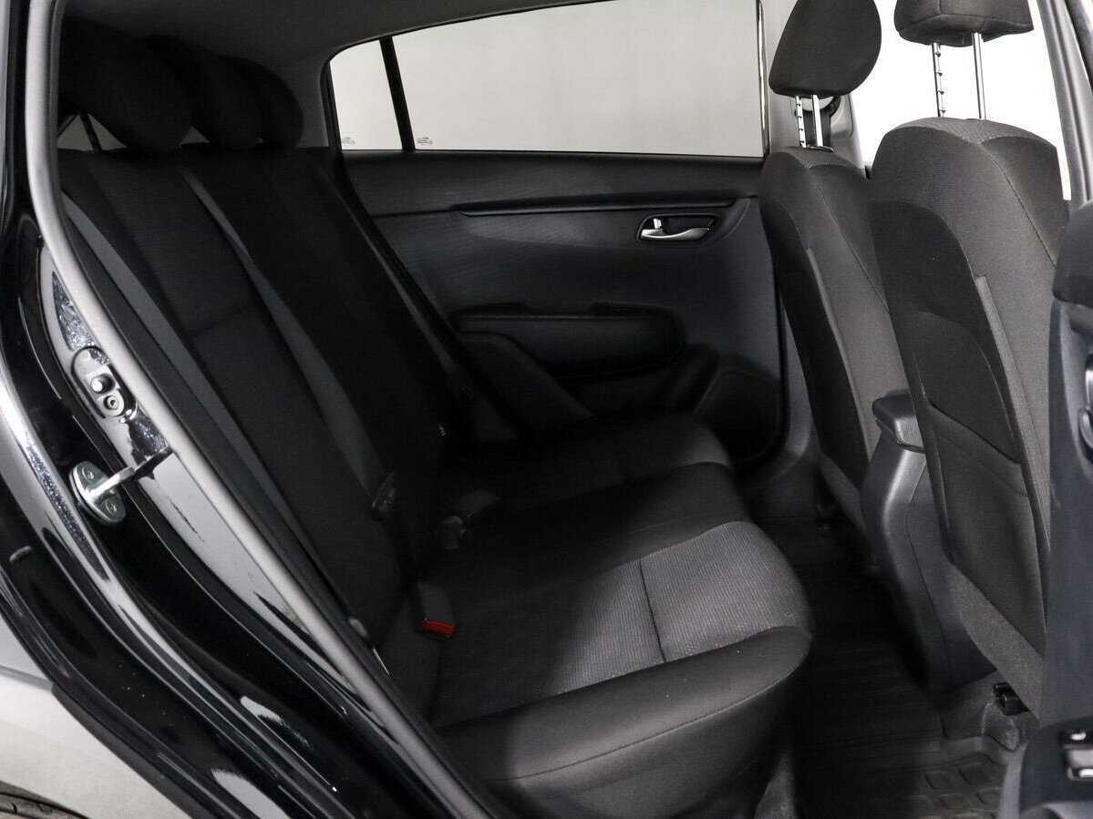 Купить Kia Rio с пробегом. Фото: #10