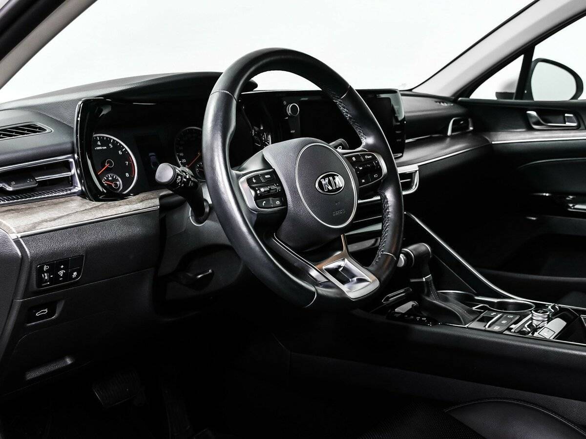 Купить Kia K5 с пробегом. Фото: #12
