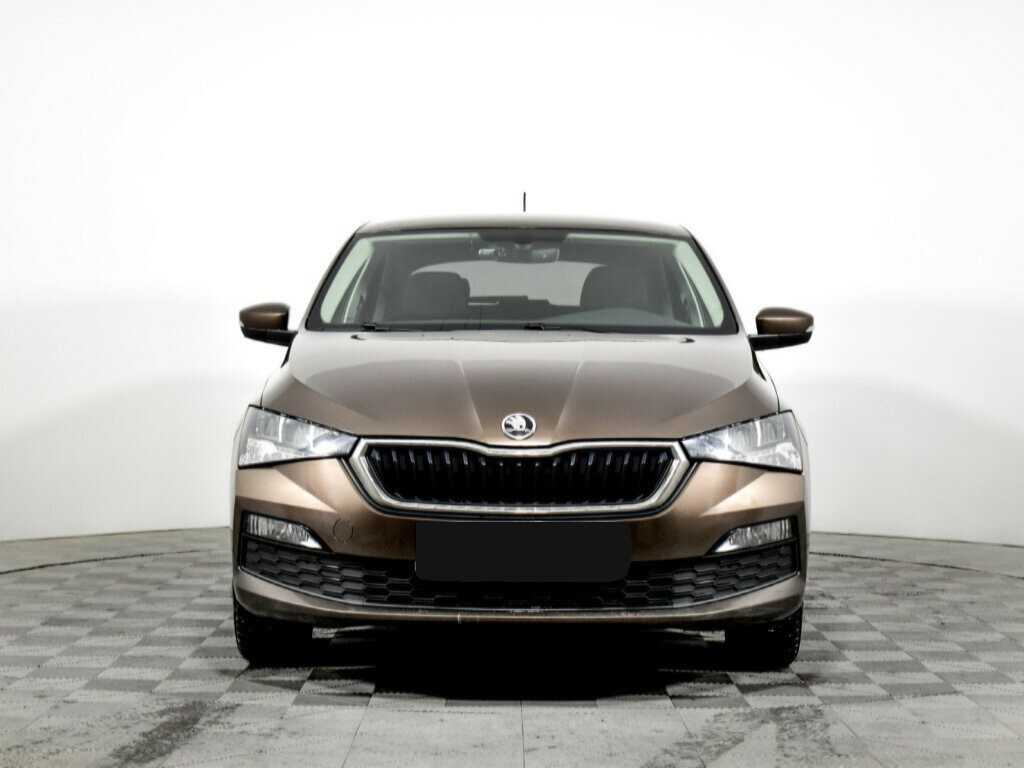 Купить Skoda Rapid с пробегом. Фото: #1