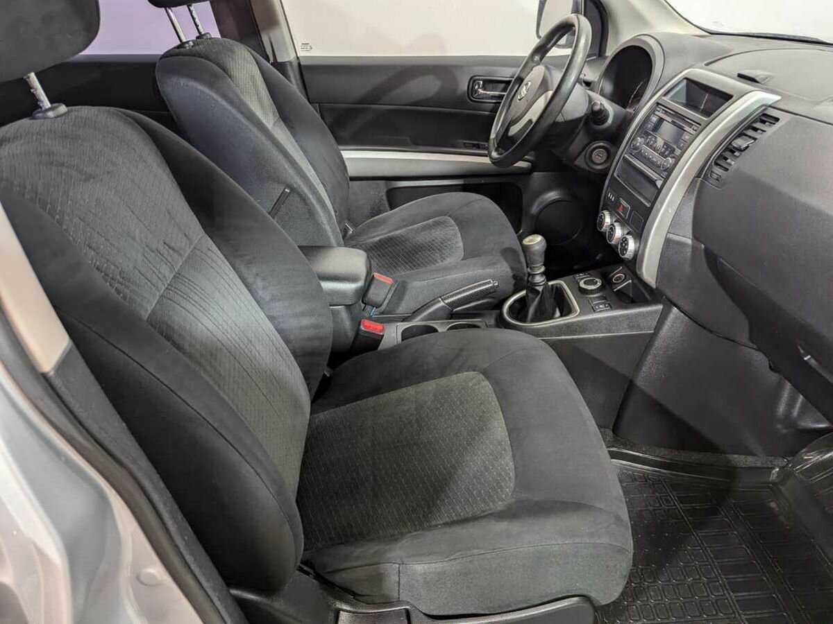 Купить Nissan X-Trail с пробегом. Фото: #9