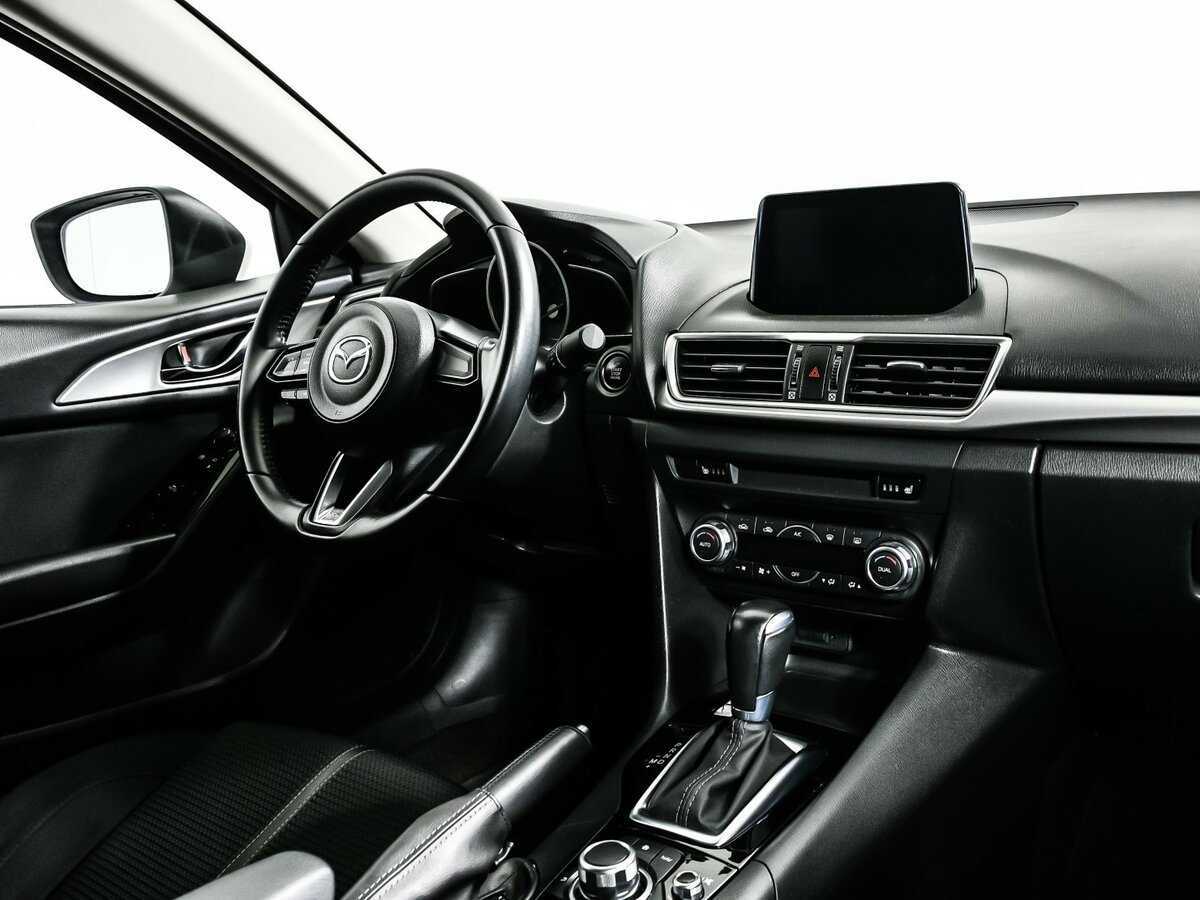 Купить Mazda 3 с пробегом. Фото: #8