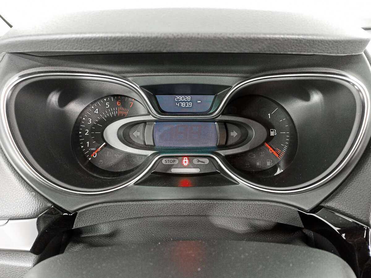 Купить Renault Kaptur с пробегом. Фото: #10