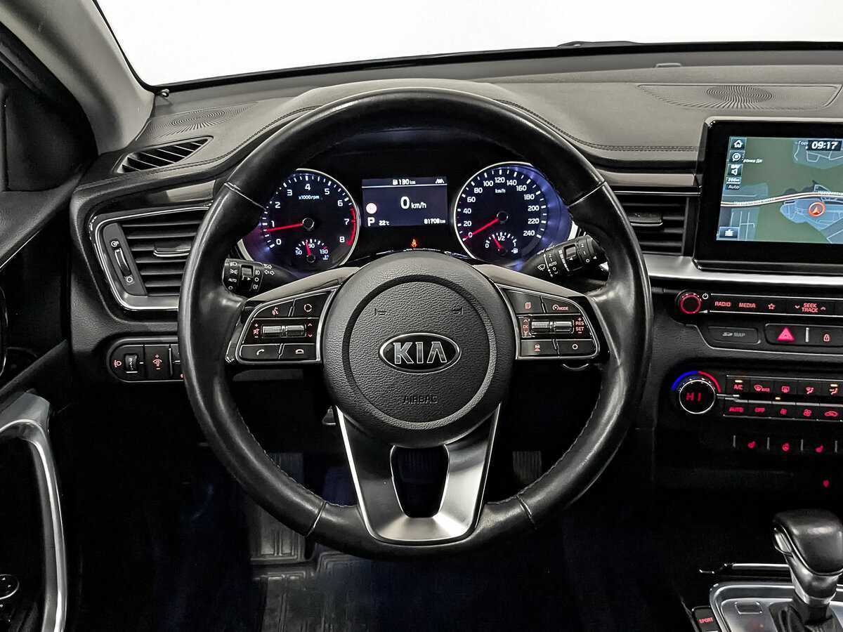Купить Kia Ceed с пробегом. Фото: #17