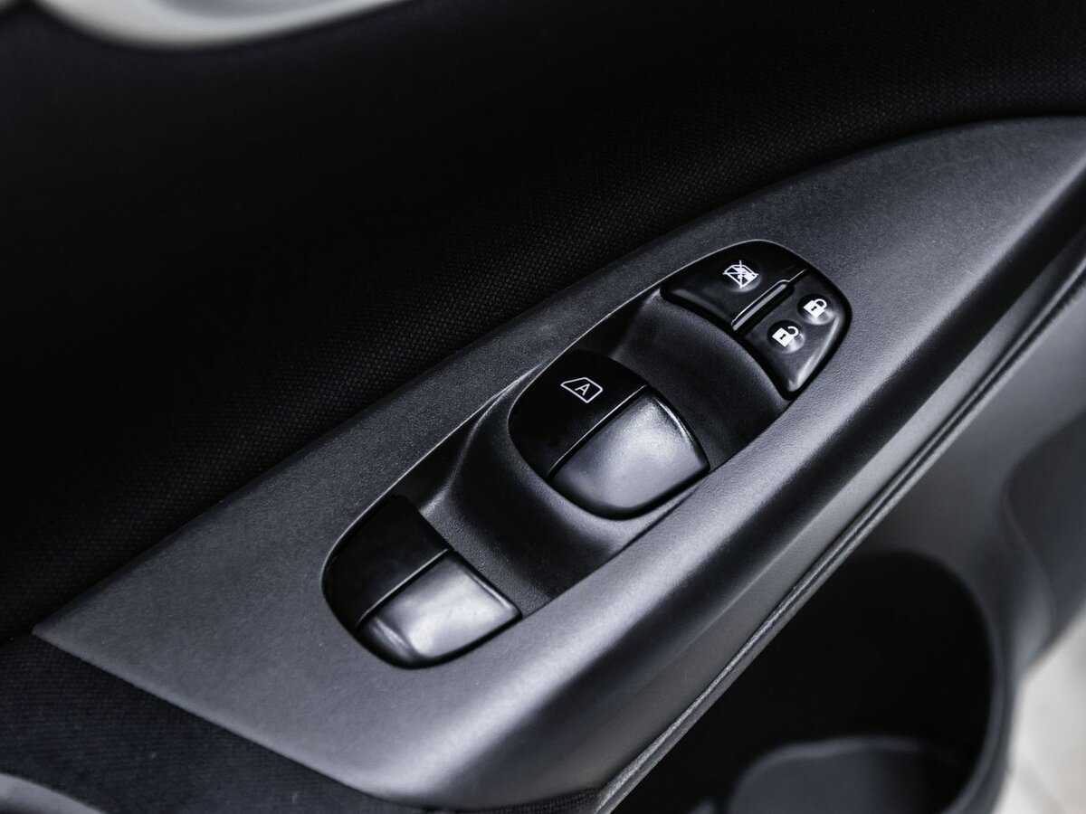 Купить Nissan Sentra с пробегом. Фото: #6