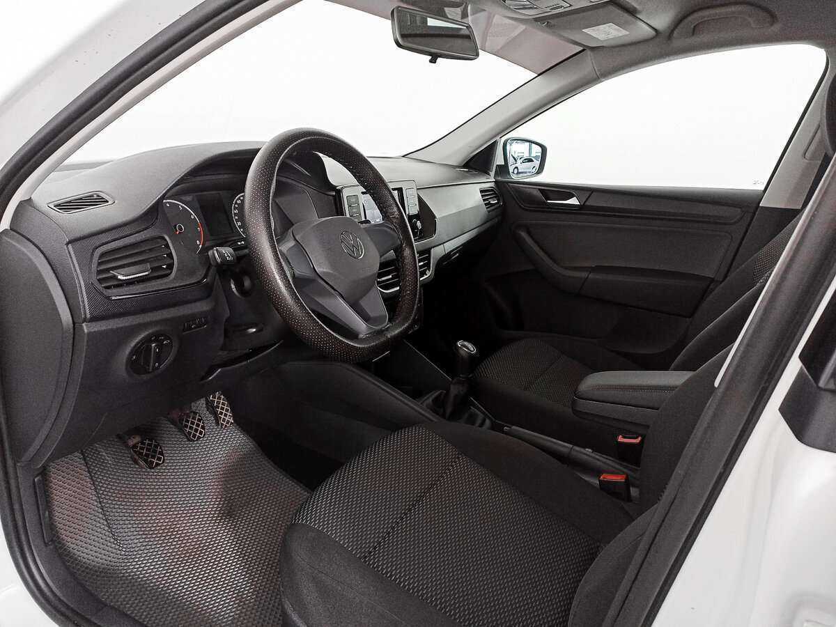 Купить Volkswagen Polo с пробегом. Фото: #15