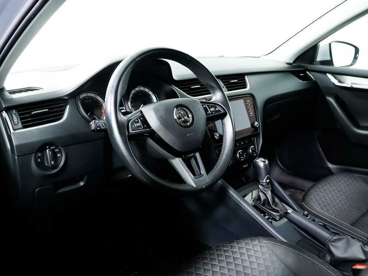 Купить Skoda Octavia с пробегом. Фото: #12