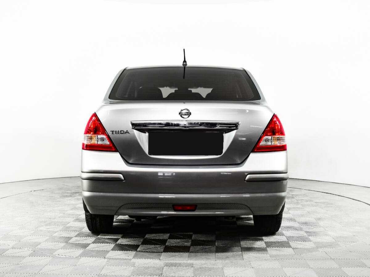 Купить Nissan Tiida с пробегом. Фото: #5