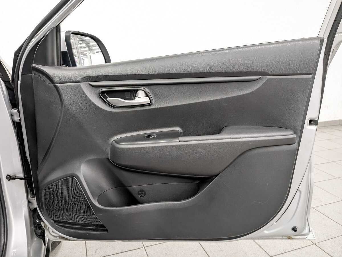 Купить Kia Rio с пробегом. Фото: #23