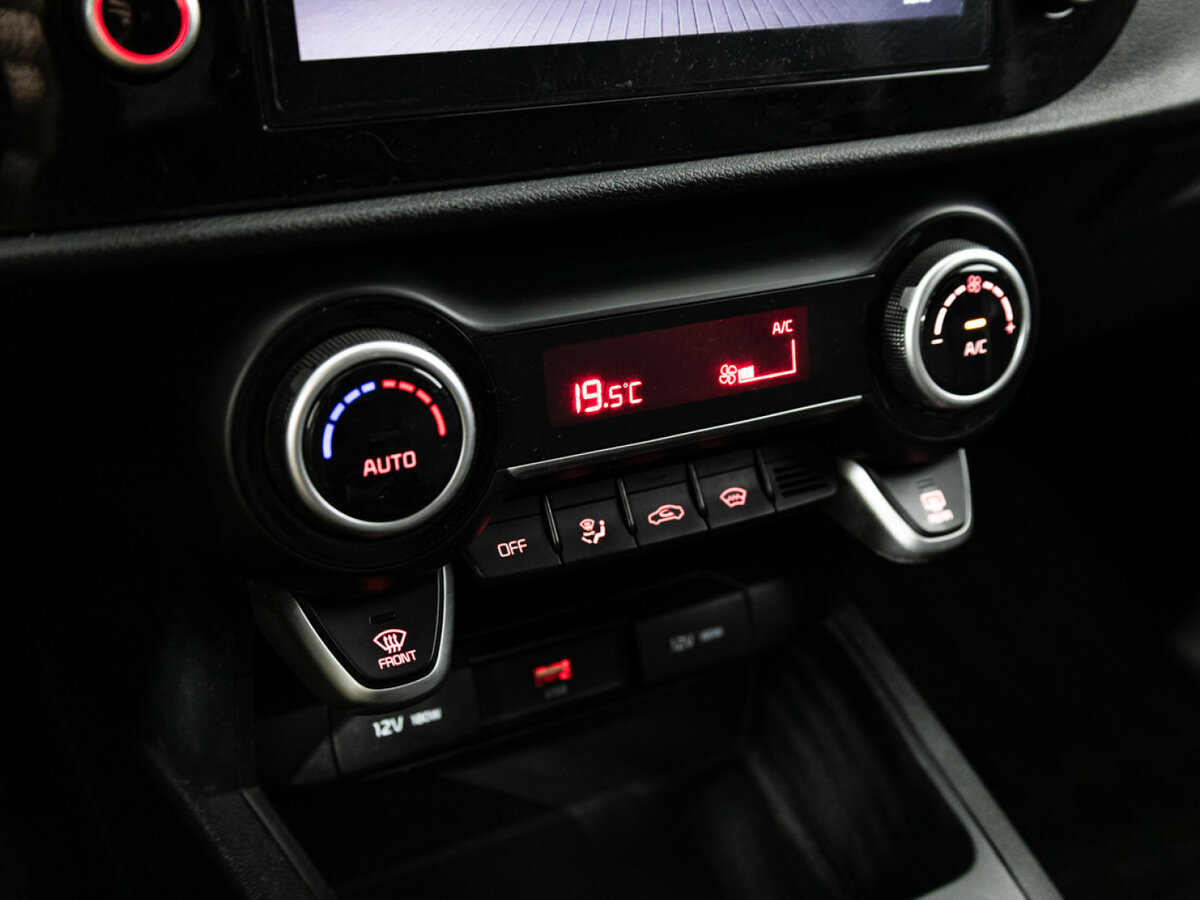 Купить Kia Rio с пробегом. Фото: #17