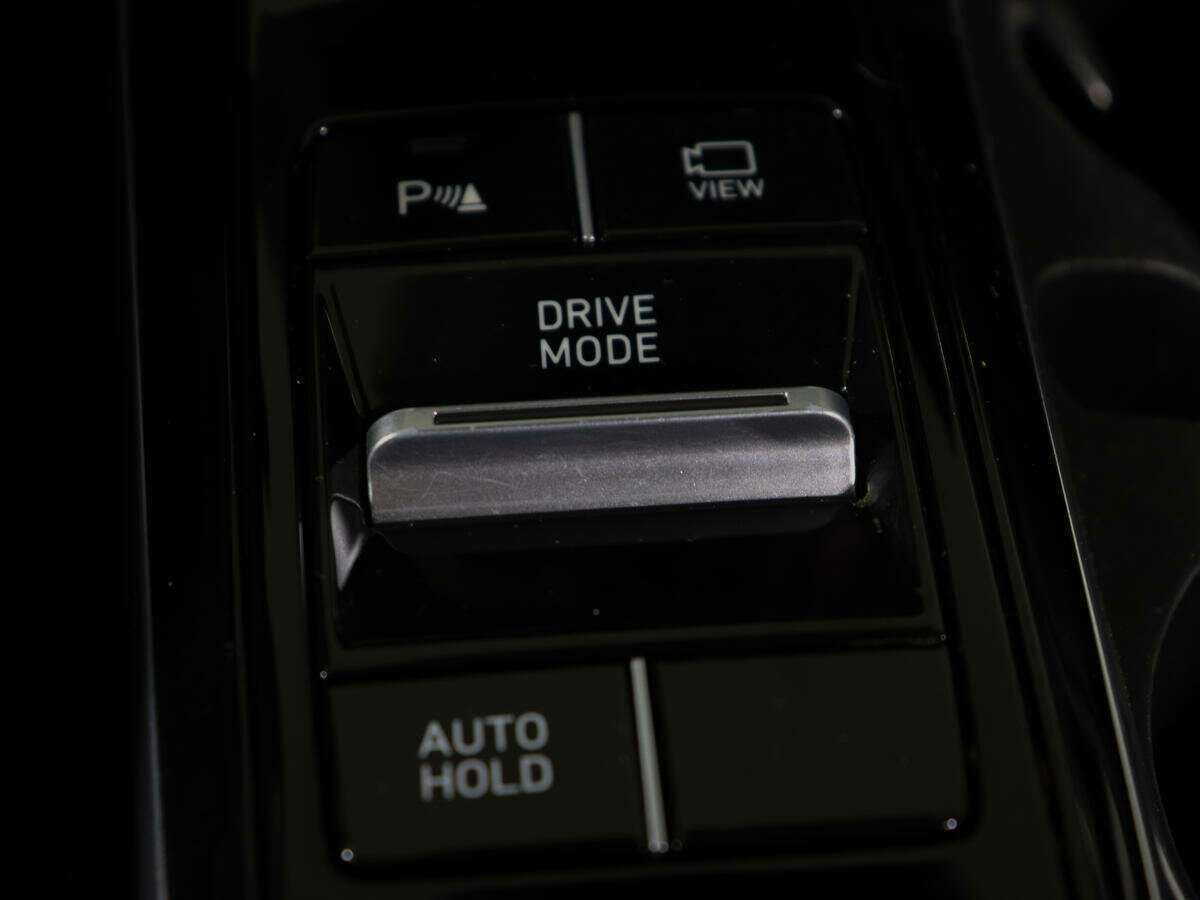 Купить Hyundai Sonata с пробегом. Фото: #24