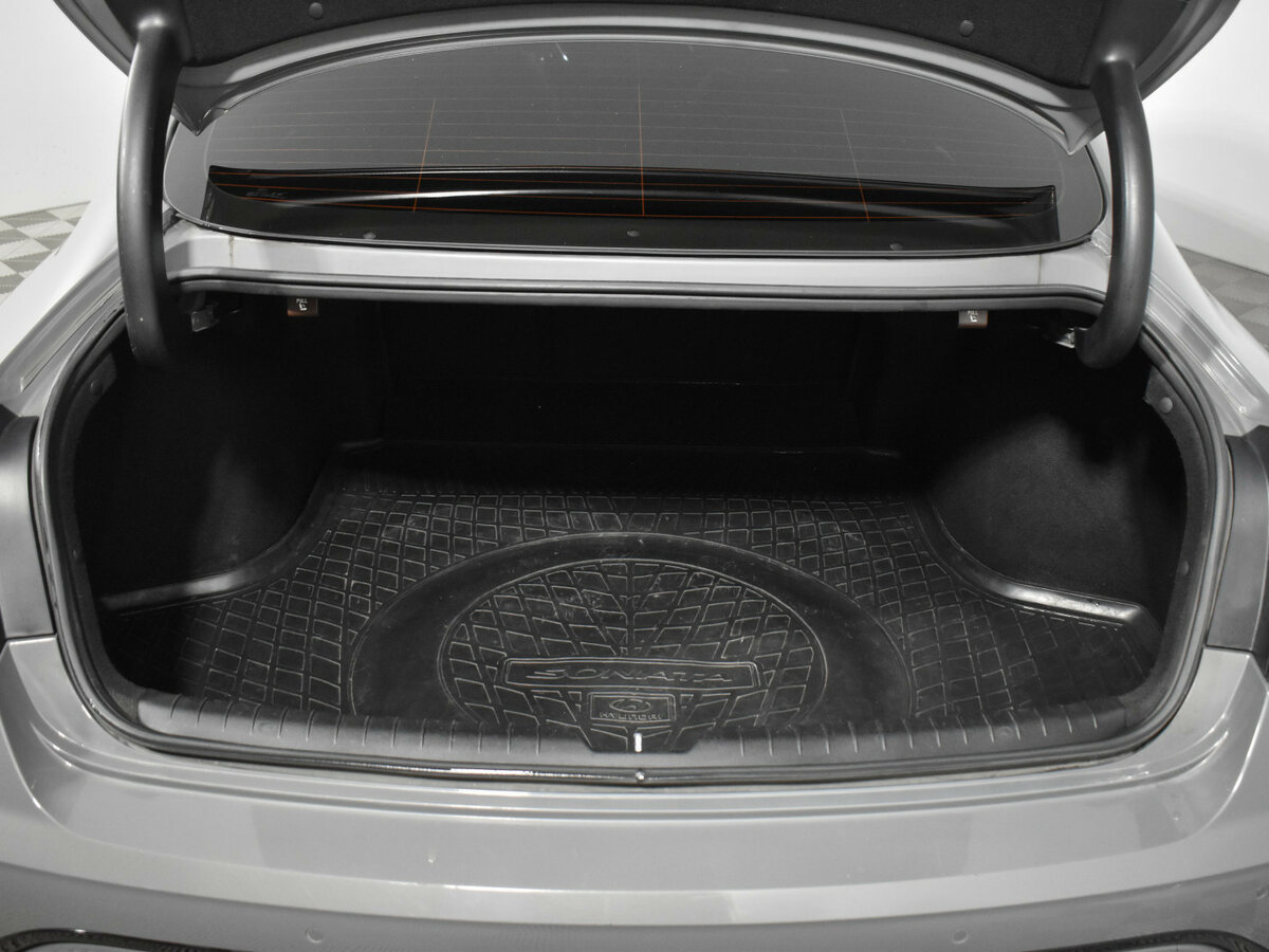 Купить Hyundai Sonata с пробегом. Фото: #13