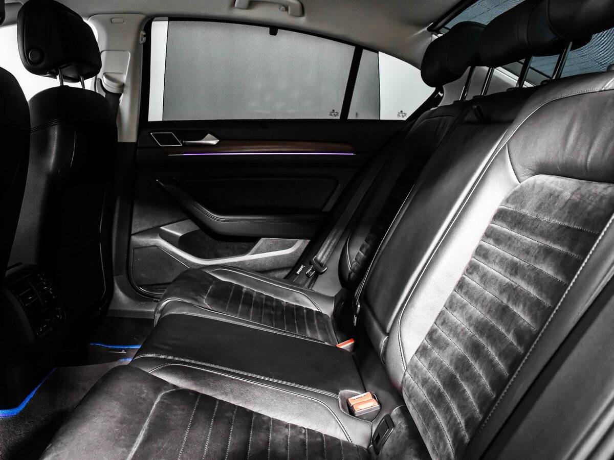 Купить Volkswagen Passat с пробегом. Фото: #10