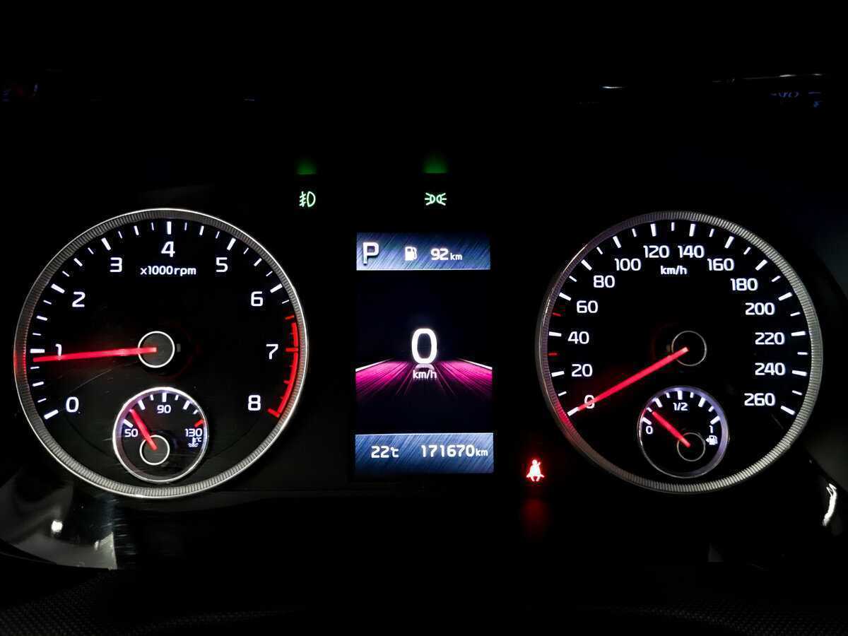 Купить Kia K5 с пробегом. Фото: #12