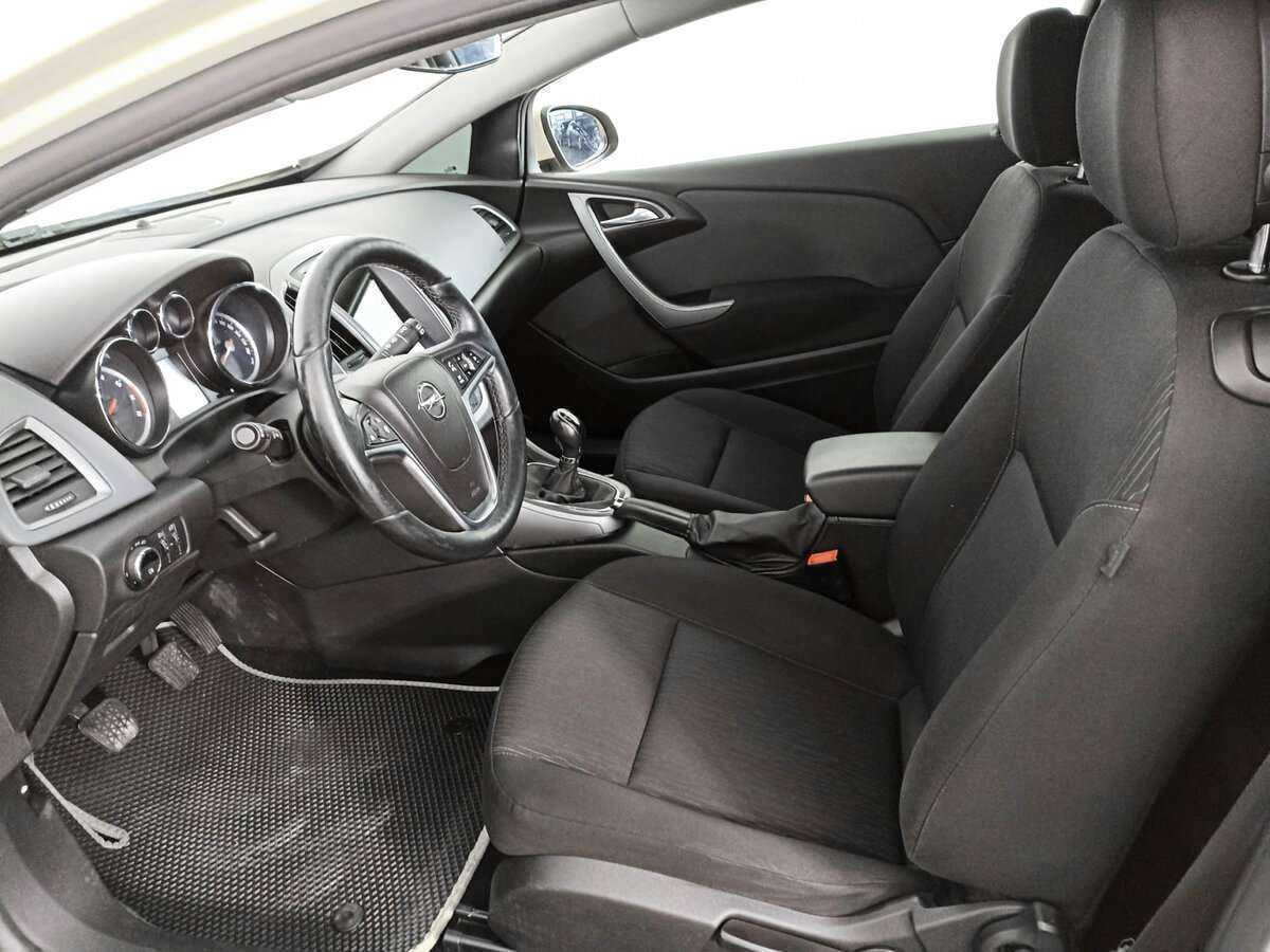 Купить Opel Astra с пробегом. Фото: #11