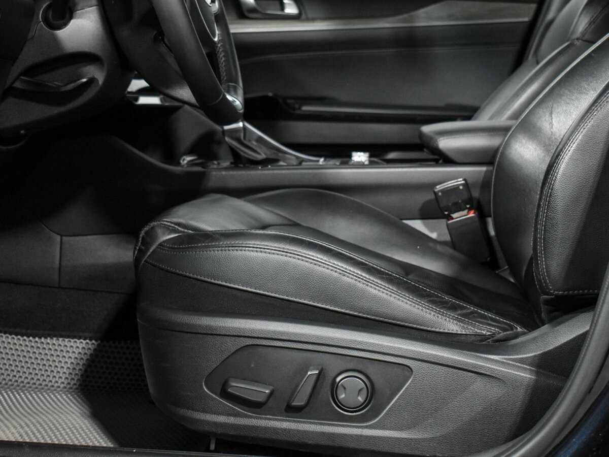 Купить Kia K5 с пробегом. Фото: #7