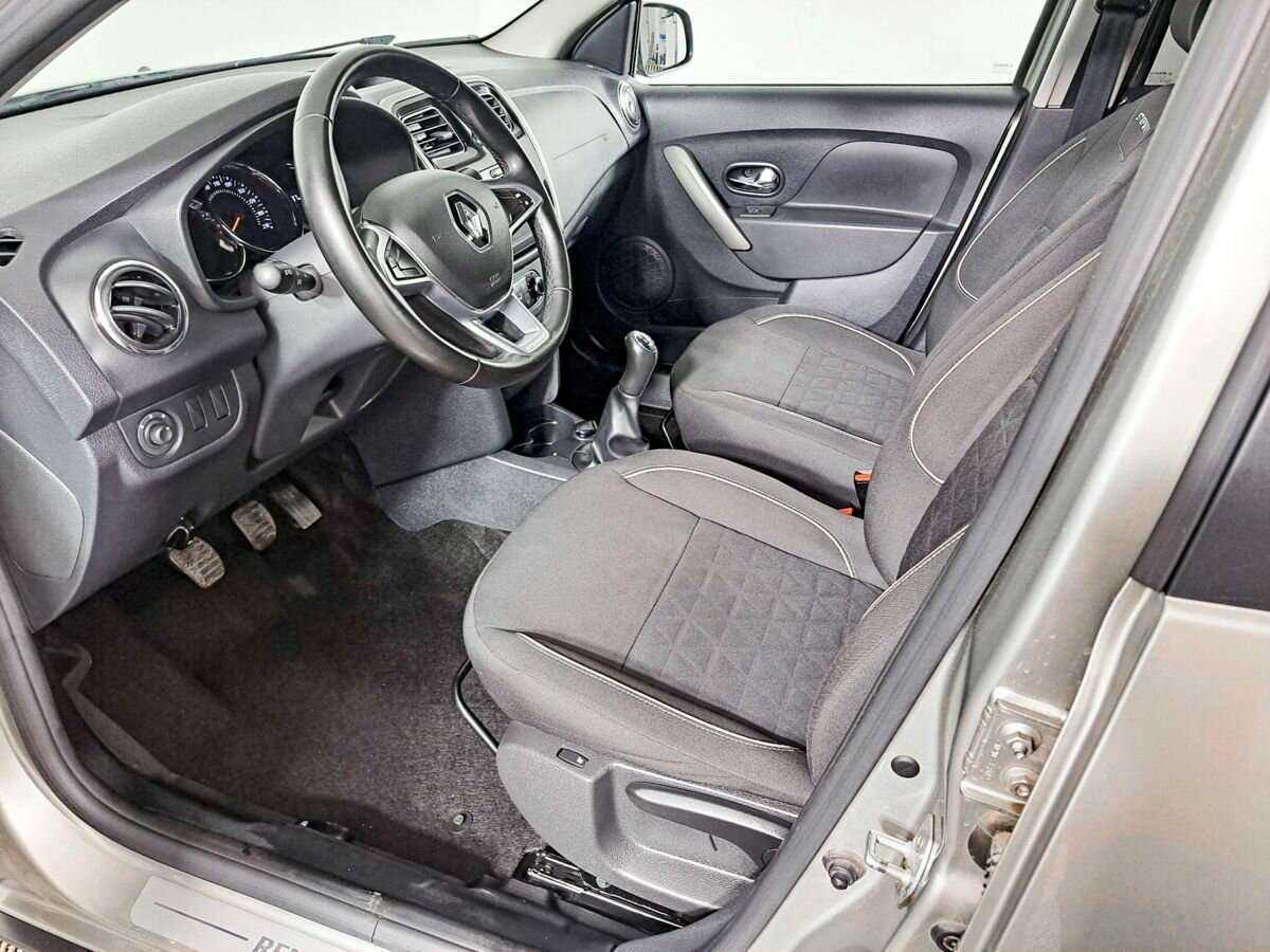 Купить Renault Sandero с пробегом. Фото: #13