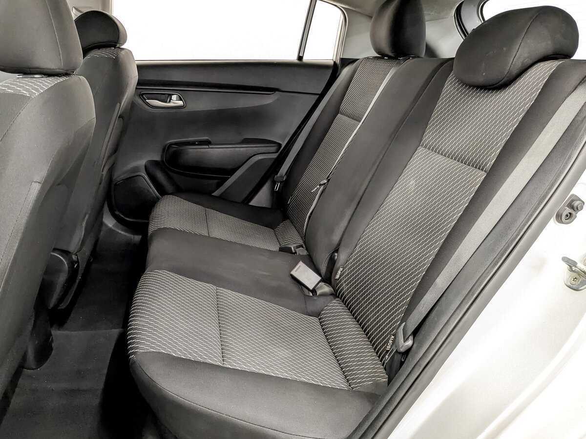 Купить Kia Rio с пробегом. Фото: #11
