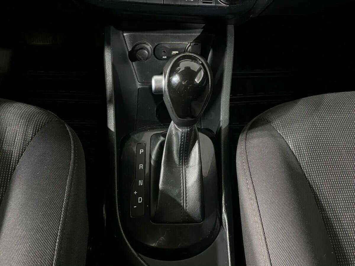 Купить Kia Rio с пробегом. Фото: #11