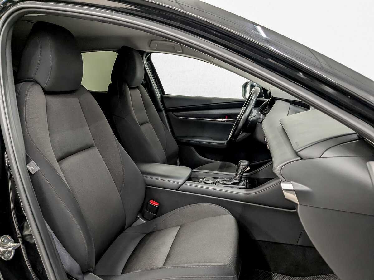 Купить Mazda 3 с пробегом. Фото: #22