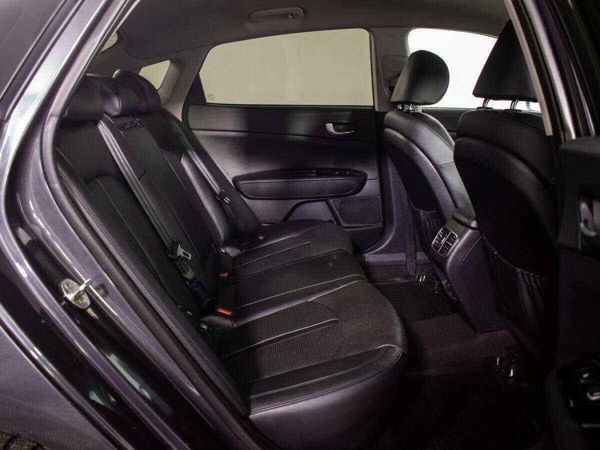 Купить Kia Optima с пробегом. Фото: #8