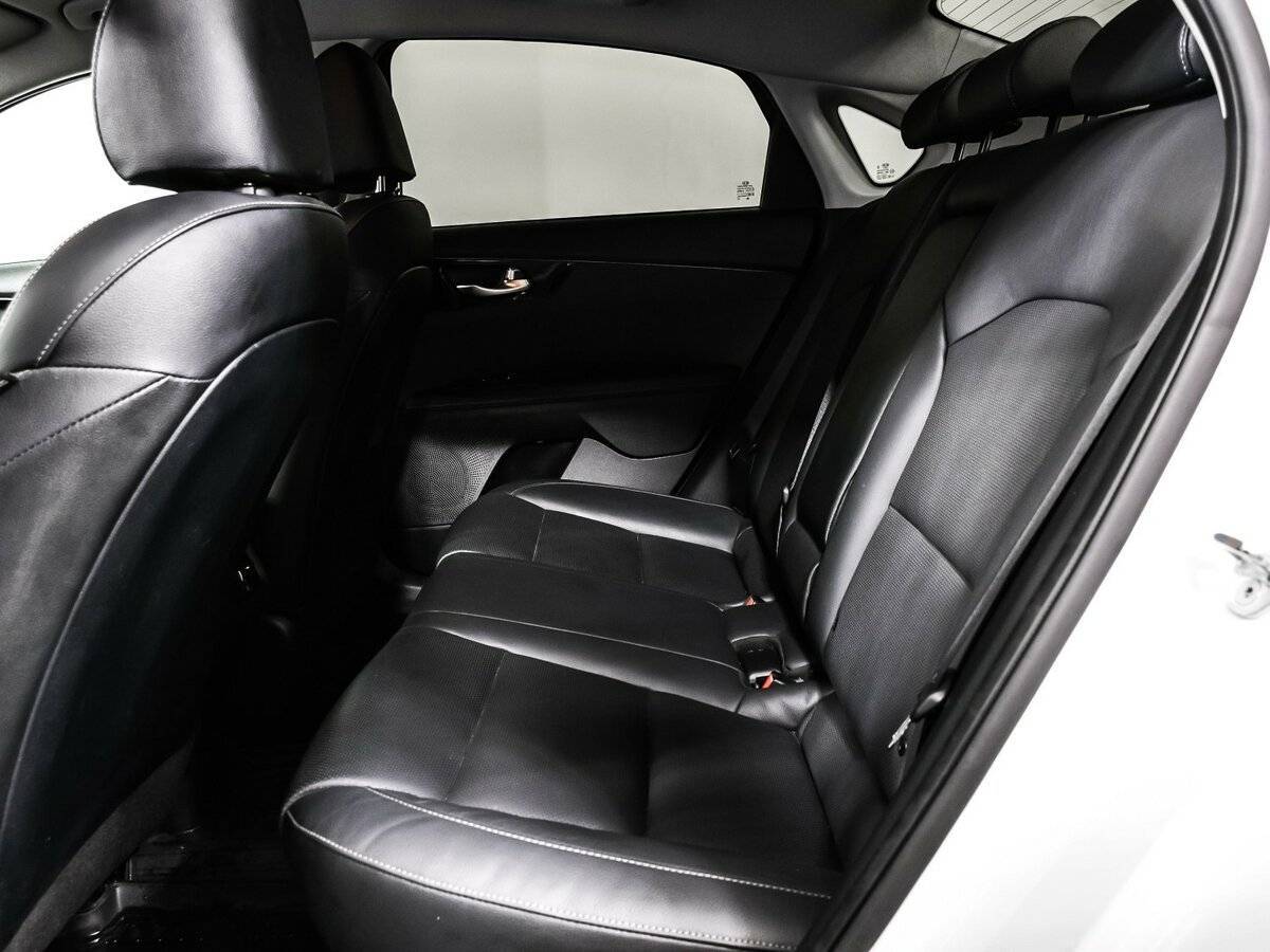 Купить Kia Cerato с пробегом. Фото: #12