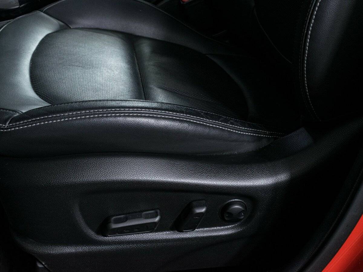 Купить Kia Soul с пробегом. Фото: #17