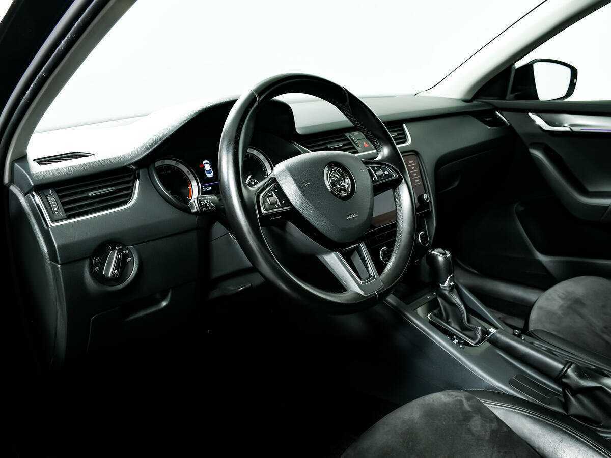 Купить Skoda Octavia с пробегом. Фото: #12