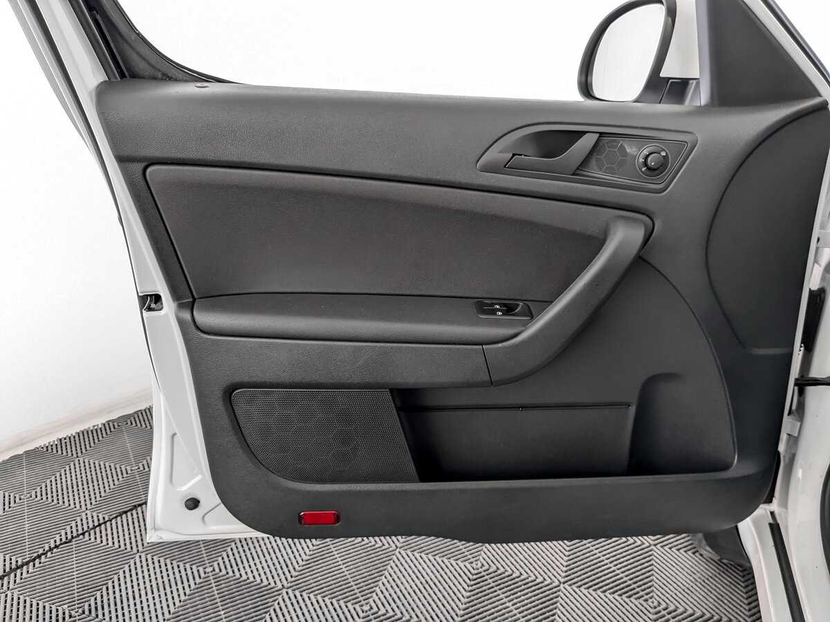 Купить Skoda Yeti с пробегом. Фото: #14