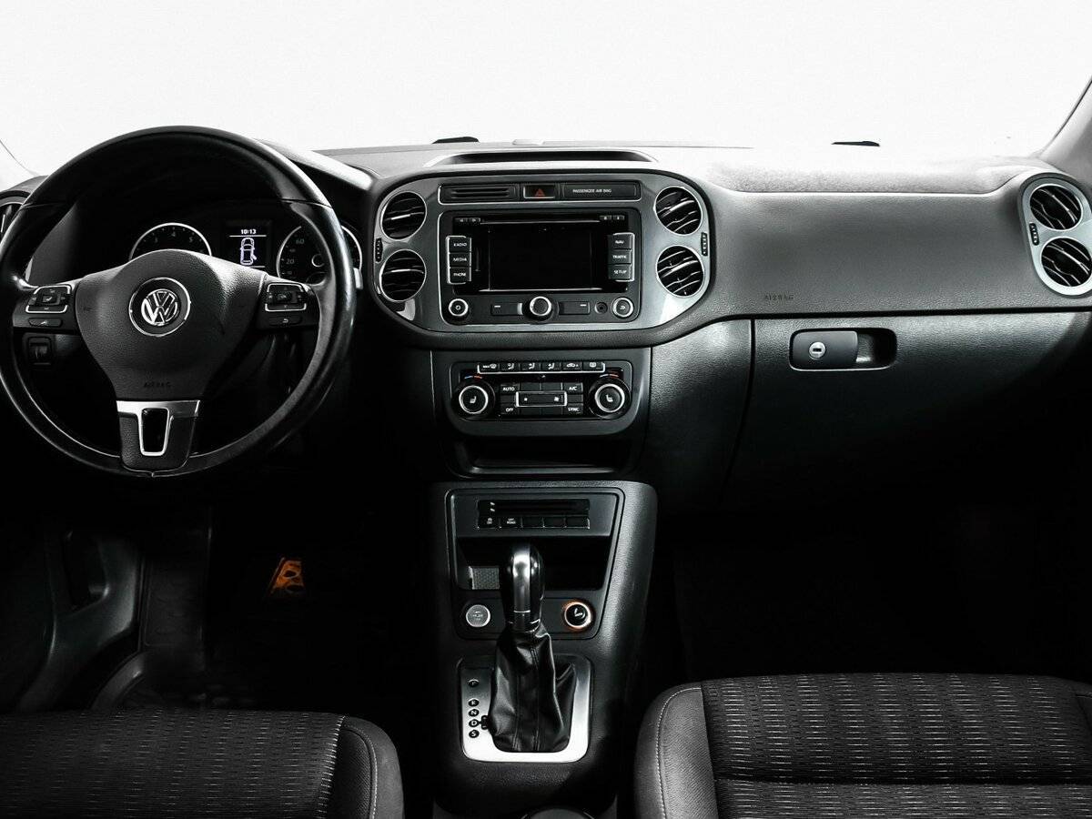 Купить Volkswagen Tiguan с пробегом. Фото: #10