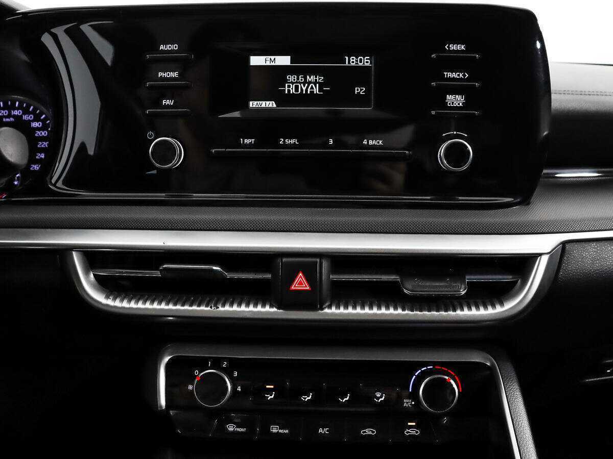 Купить Kia K5 с пробегом. Фото: #14