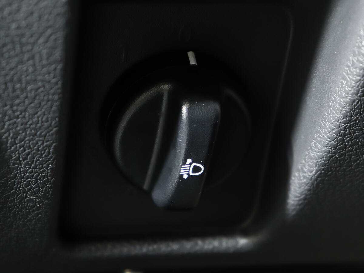 Купить Lada (ВАЗ) Largus с пробегом. Фото: #13