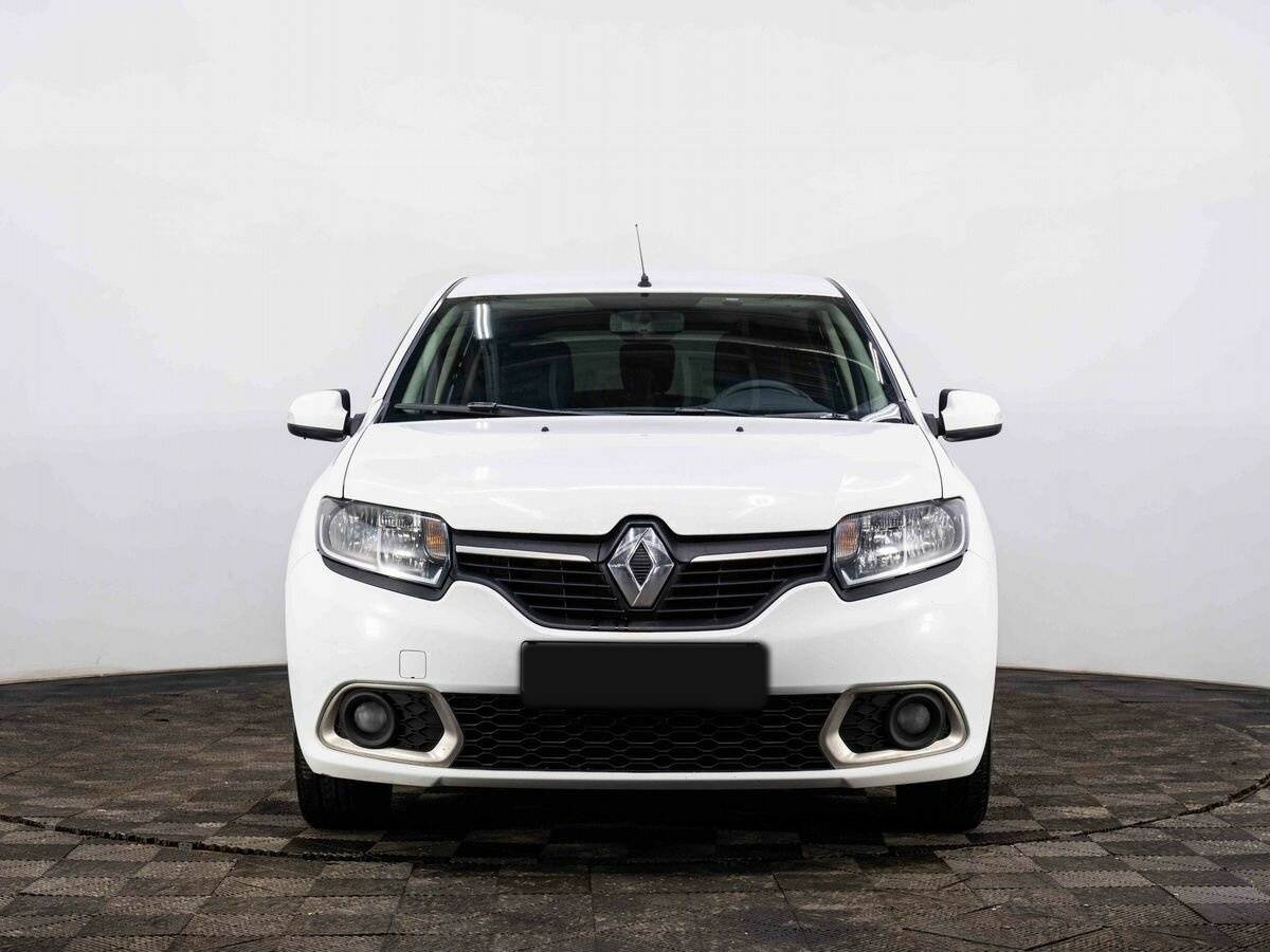 Купить Renault Sandero с пробегом. Фото: #1