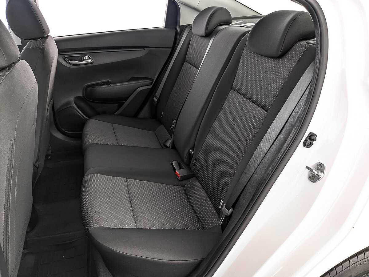 Купить Kia Rio с пробегом. Фото: #17