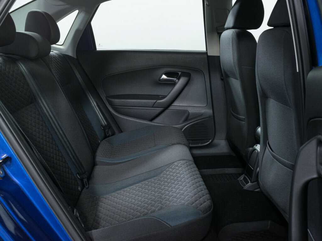 Купить Volkswagen Polo с пробегом. Фото: #9