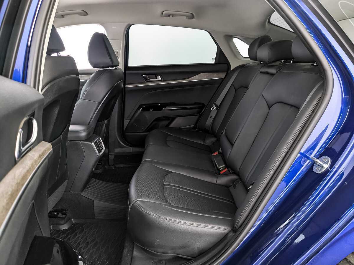 Купить Kia K5 с пробегом. Фото: #13