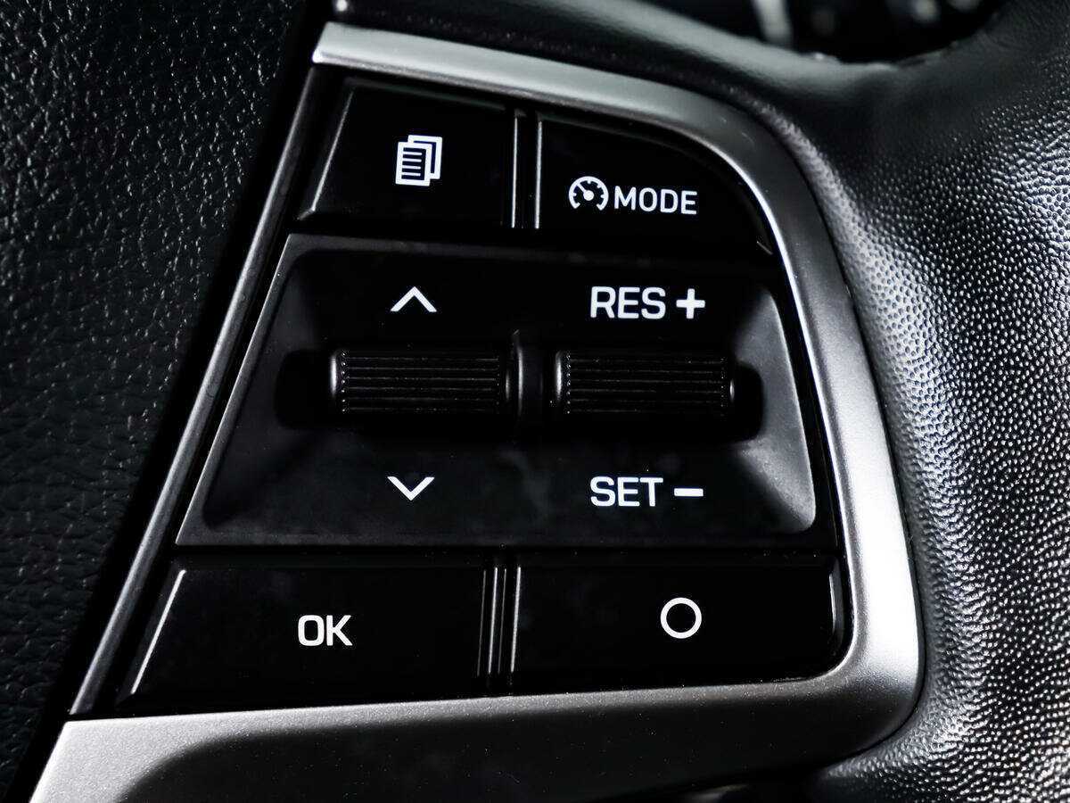 Купить Hyundai Solaris с пробегом. Фото: #14