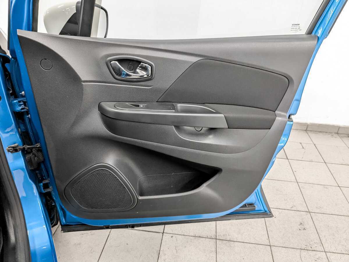 Купить Renault Kaptur с пробегом. Фото: #21