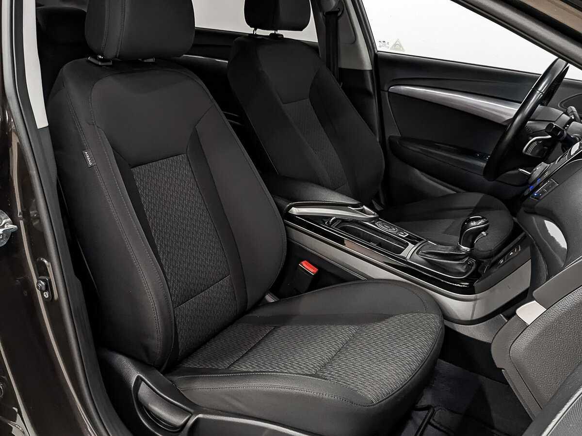 Купить Hyundai i40 с пробегом. Фото: #20