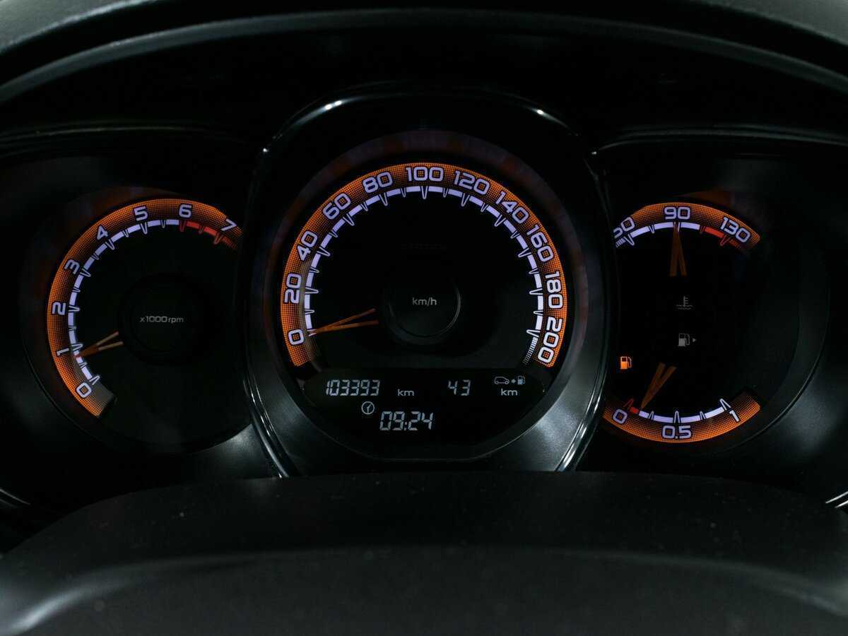 Купить Lada (ВАЗ) Vesta с пробегом. Фото: #11