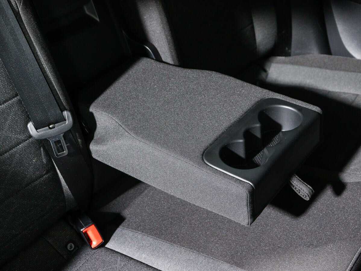 Купить Volkswagen Polo с пробегом. Фото: #12