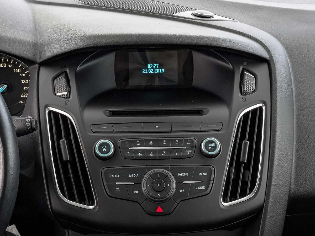 Купить Ford Focus с пробегом. Фото: #15